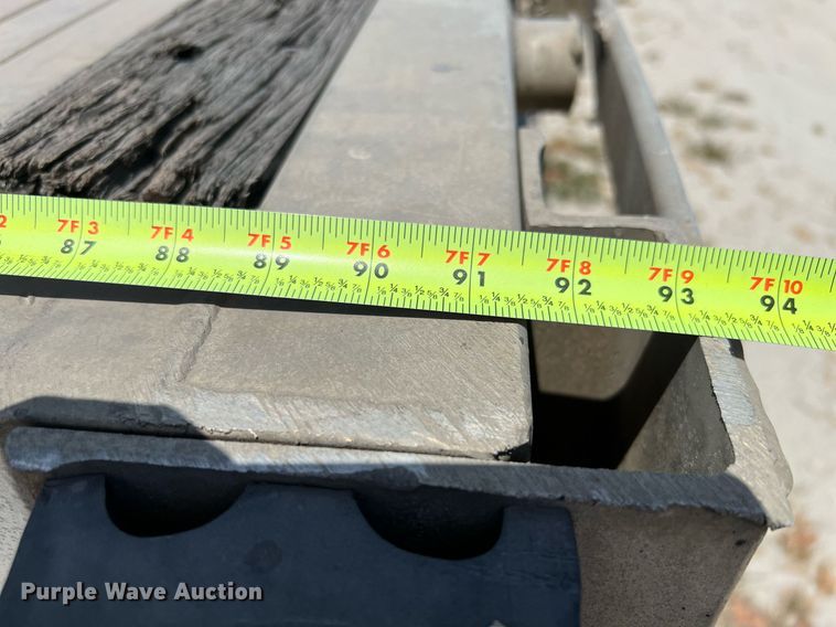 image for item DQ2178 1998 Wilson CF900  flatbed trailer