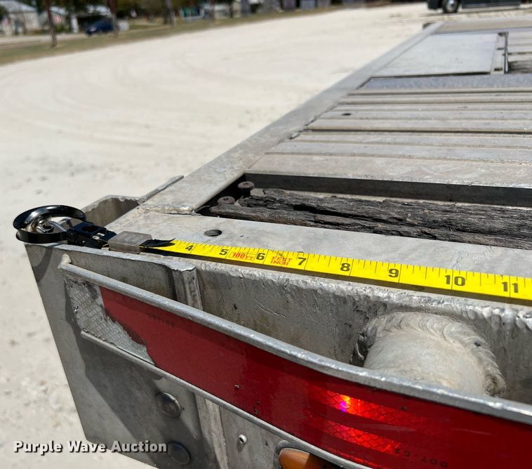 image for item DQ2178 1998 Wilson CF900  flatbed trailer