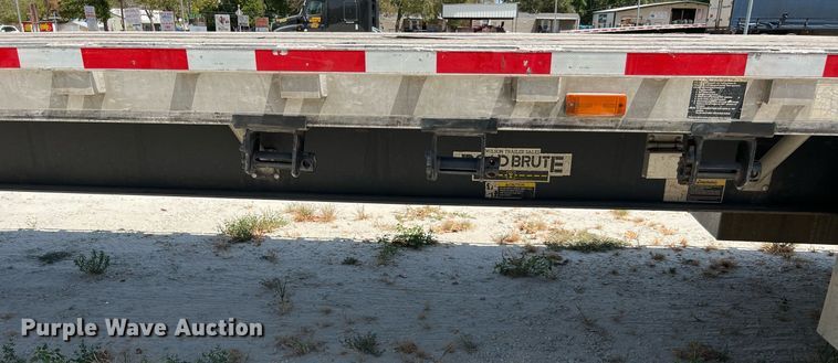 image for item DQ2178 1998 Wilson CF900  flatbed trailer