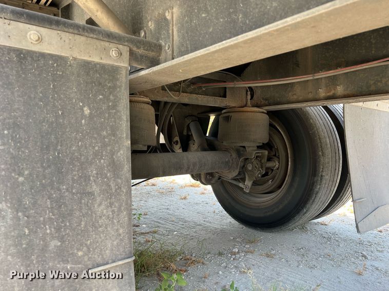 image for item DQ2178 1998 Wilson CF900  flatbed trailer