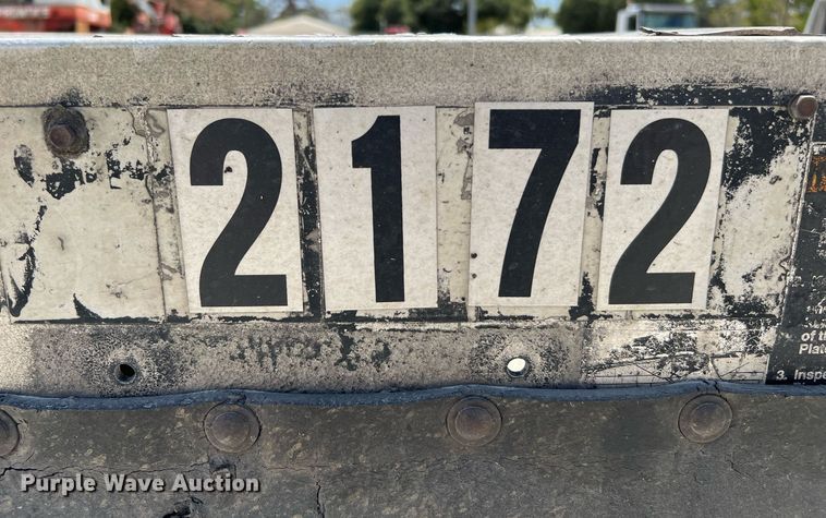 image for item DQ2178 1998 Wilson CF900  flatbed trailer