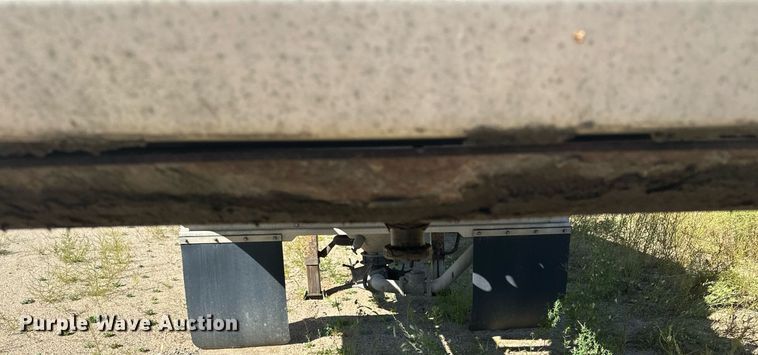 image for item DQ7356 2007 Heil  pneumatic dry bulk trailer