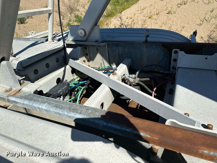 image for item DQ7356 2007 Heil  pneumatic dry bulk trailer