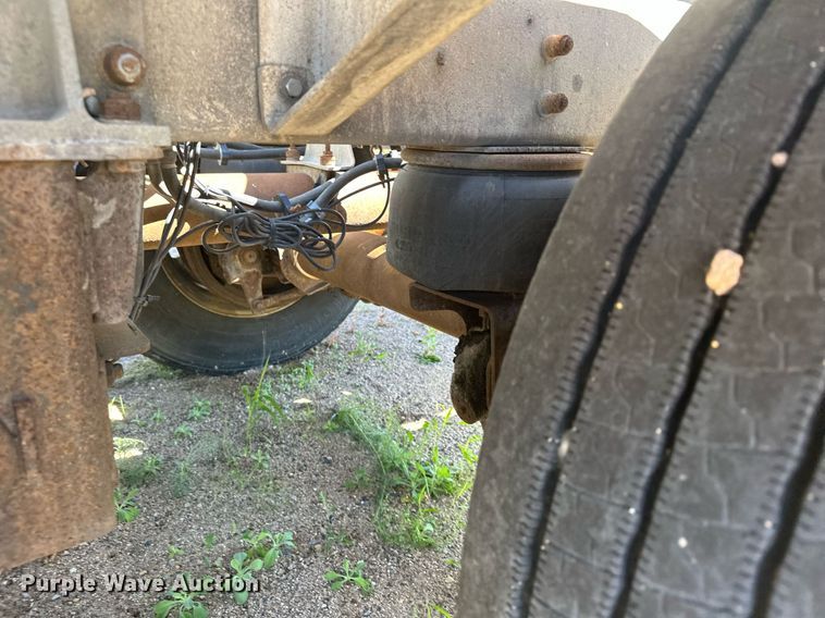 image for item DQ7356 2007 Heil  pneumatic dry bulk trailer