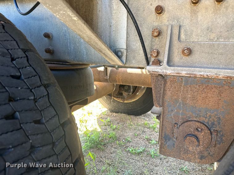 image for item DQ7356 2007 Heil  pneumatic dry bulk trailer