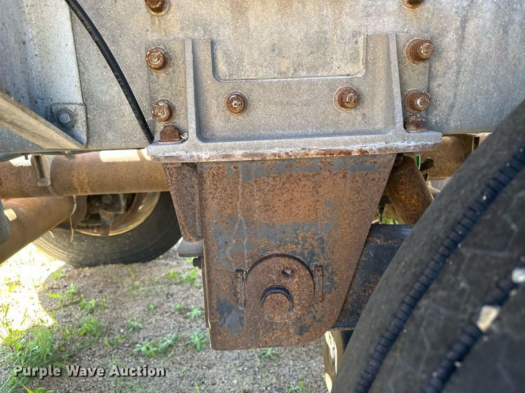 image for item DQ7356 2007 Heil  pneumatic dry bulk trailer