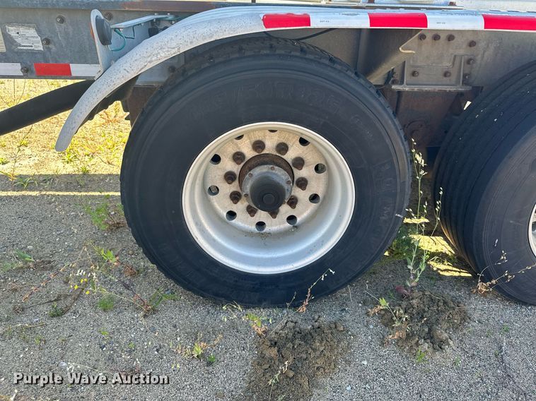 image for item DQ7356 2007 Heil  pneumatic dry bulk trailer