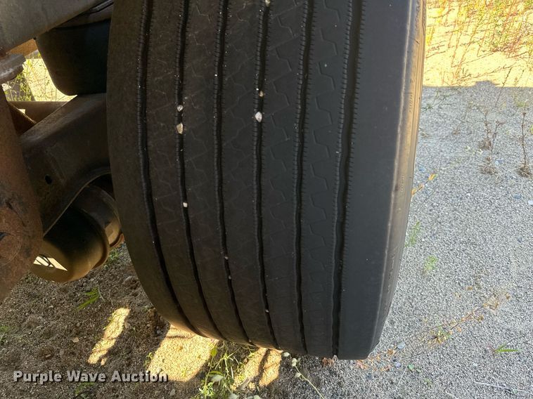 image for item DQ7356 2007 Heil  pneumatic dry bulk trailer