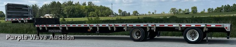 image for item DQ7359 2019 Fontaine HAICD22RSA  drop deck equipment trailer