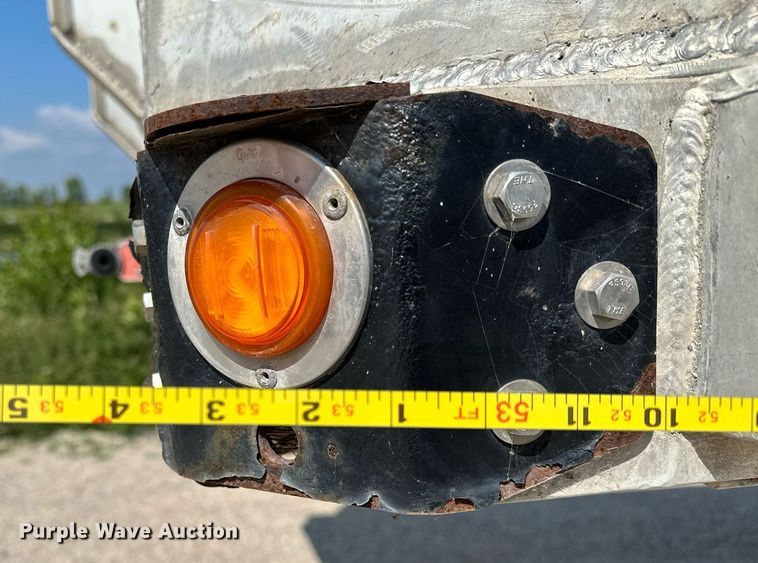 image for item DQ7359 2019 Fontaine HAICD22RSA  drop deck equipment trailer