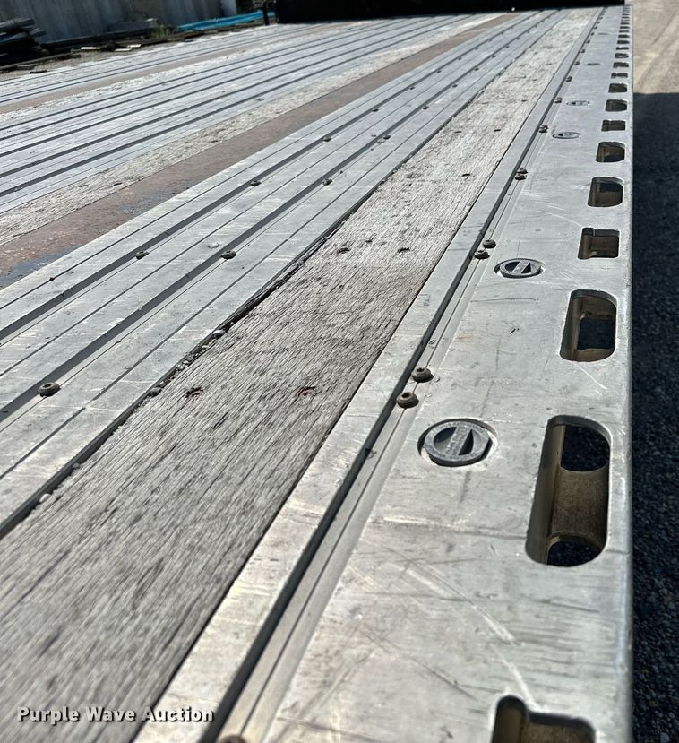 image for item DQ7359 2019 Fontaine HAICD22RSA  drop deck equipment trailer