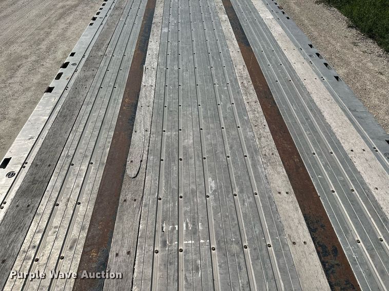 image for item DQ7359 2019 Fontaine HAICD22RSA  drop deck equipment trailer