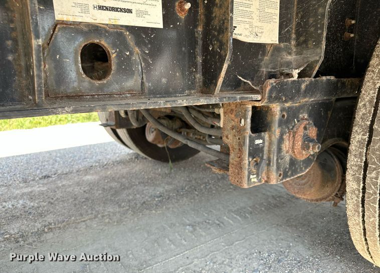 image for item DQ7359 2019 Fontaine HAICD22RSA  drop deck equipment trailer