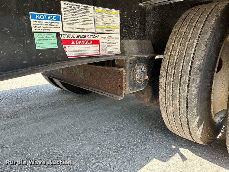 image for item DQ7359 2019 Fontaine HAICD22RSA  drop deck equipment trailer