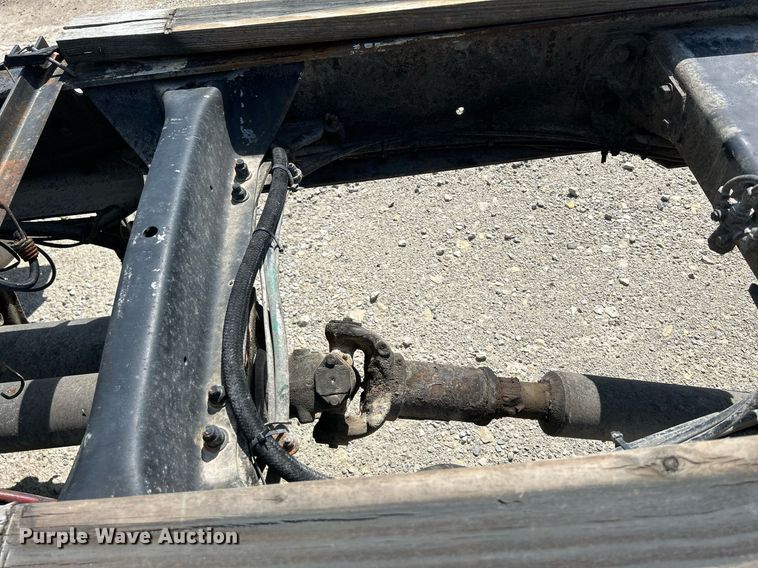 image for item DR4698 1990 Freightliner FLD  semi truck