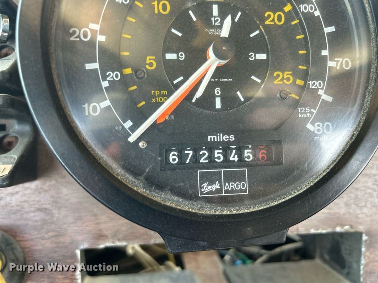 image for item DR4698 1990 Freightliner FLD  semi truck