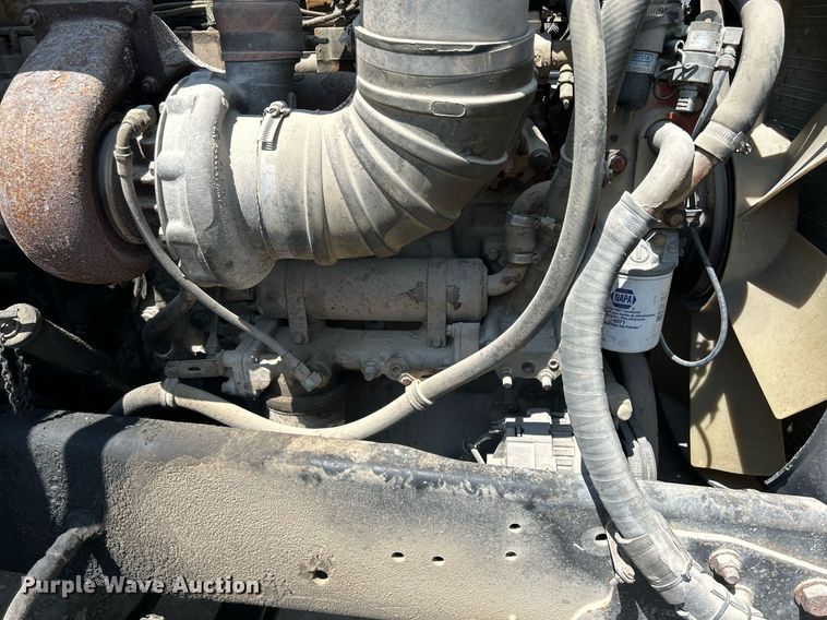 image for item DR4698 1990 Freightliner FLD  semi truck