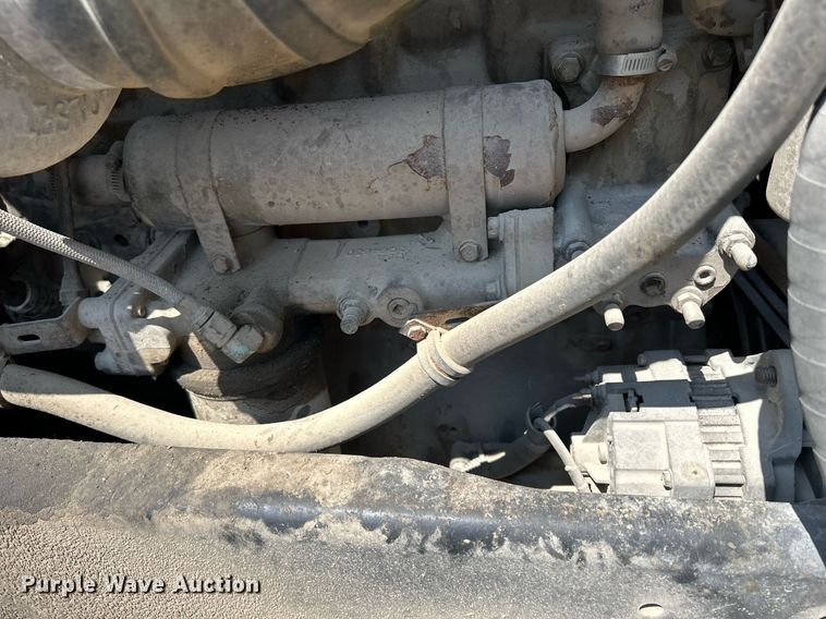 image for item DR4698 1990 Freightliner FLD  semi truck