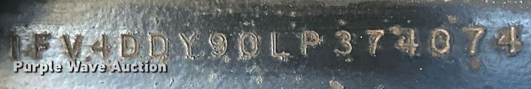 image for item DR4698 1990 Freightliner FLD  semi truck