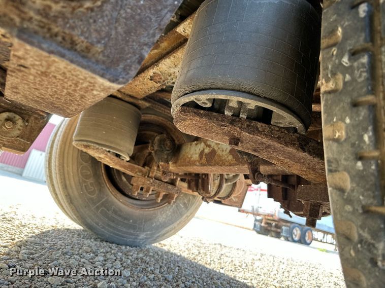 image for item HN9991 1991 Fruehauf  dry van trailer