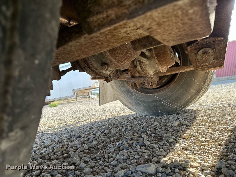 image for item HN9991 1991 Fruehauf  dry van trailer