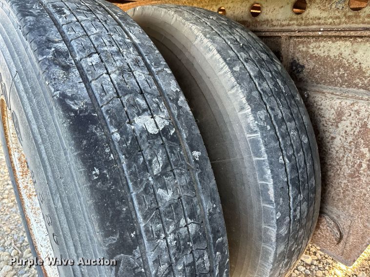 image for item HN9991 1991 Fruehauf  dry van trailer