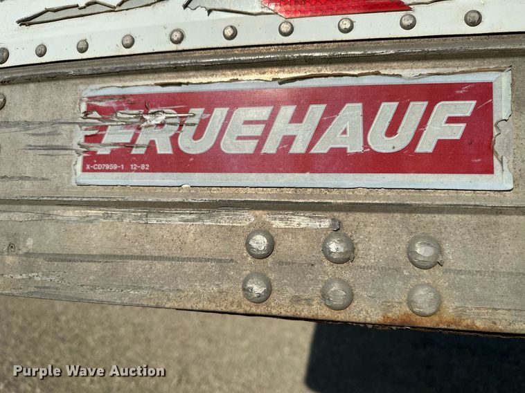image for item HN9991 1991 Fruehauf  dry van trailer