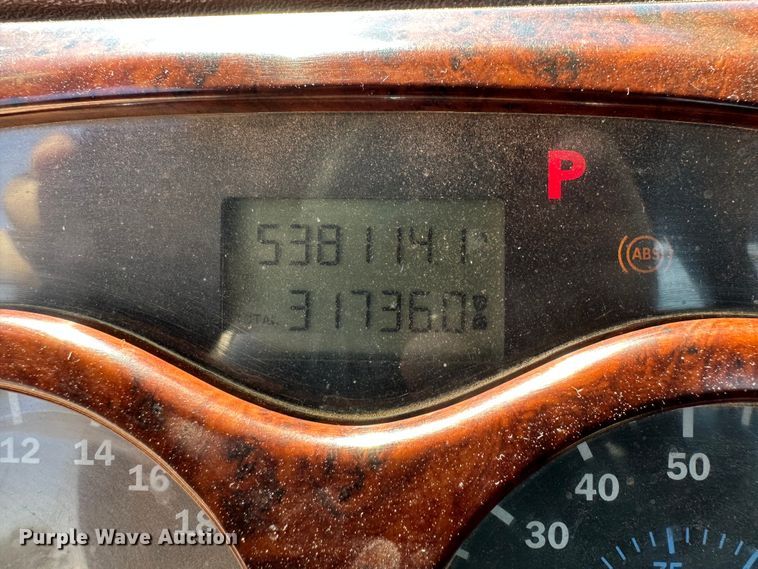 image for item KM9820 2005 Mack CH613  semi truck