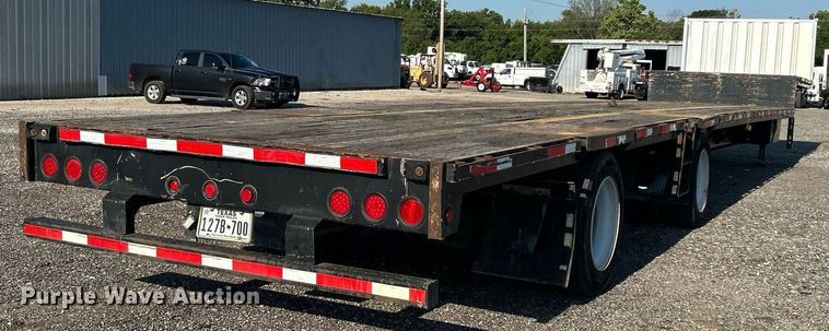image for item KW9093 2006 Fontaine EDFT-7-8053WSAWK  drop deck trailer