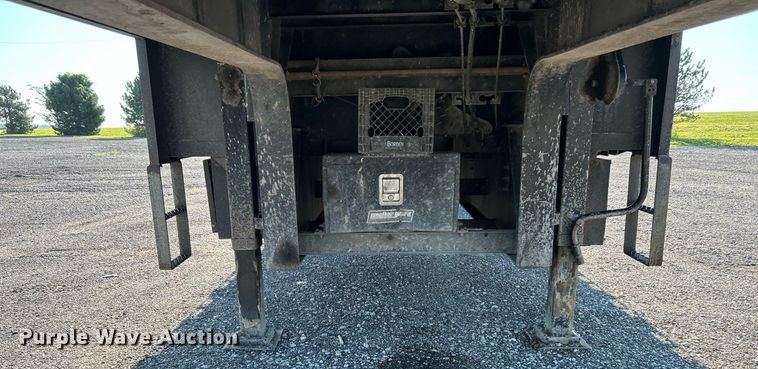 image for item KW9093 2006 Fontaine EDFT-7-8053WSAWK  drop deck trailer