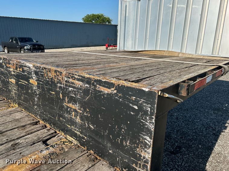 image for item KW9093 2006 Fontaine EDFT-7-8053WSAWK  drop deck trailer