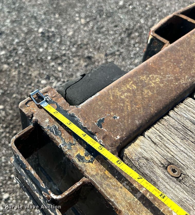 image for item KW9093 2006 Fontaine EDFT-7-8053WSAWK  drop deck trailer