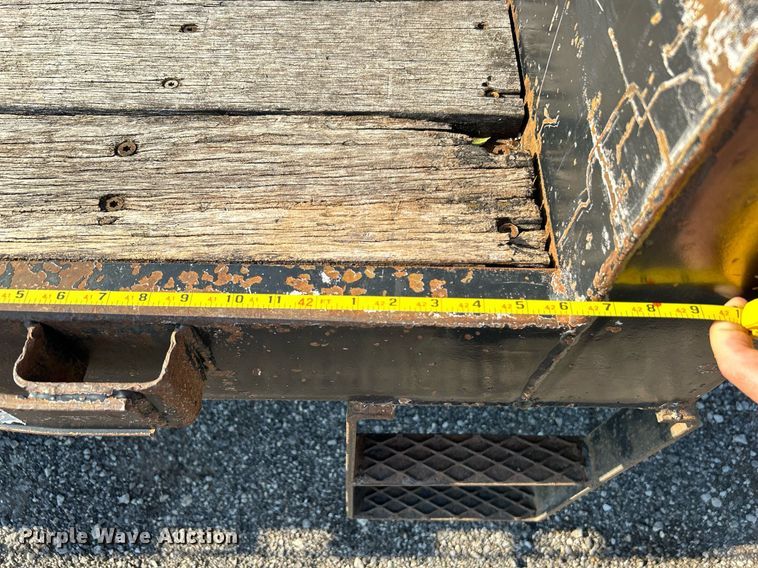 image for item KW9093 2006 Fontaine EDFT-7-8053WSAWK  drop deck trailer