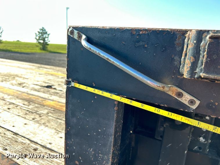 image for item KW9093 2006 Fontaine EDFT-7-8053WSAWK  drop deck trailer