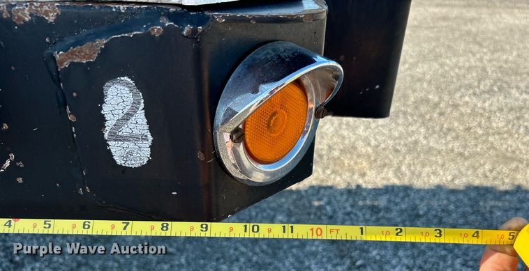 image for item KW9093 2006 Fontaine EDFT-7-8053WSAWK  drop deck trailer