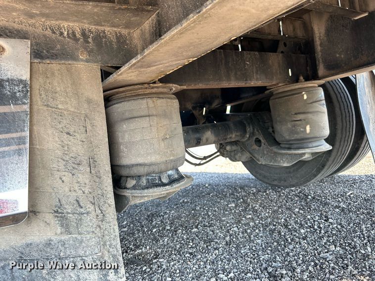 image for item KW9093 2006 Fontaine EDFT-7-8053WSAWK  drop deck trailer