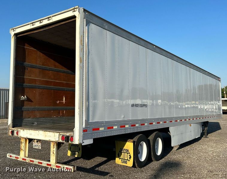 image for item KW9095 2013 Great Dane CSF-1214-20053  dry van trailer