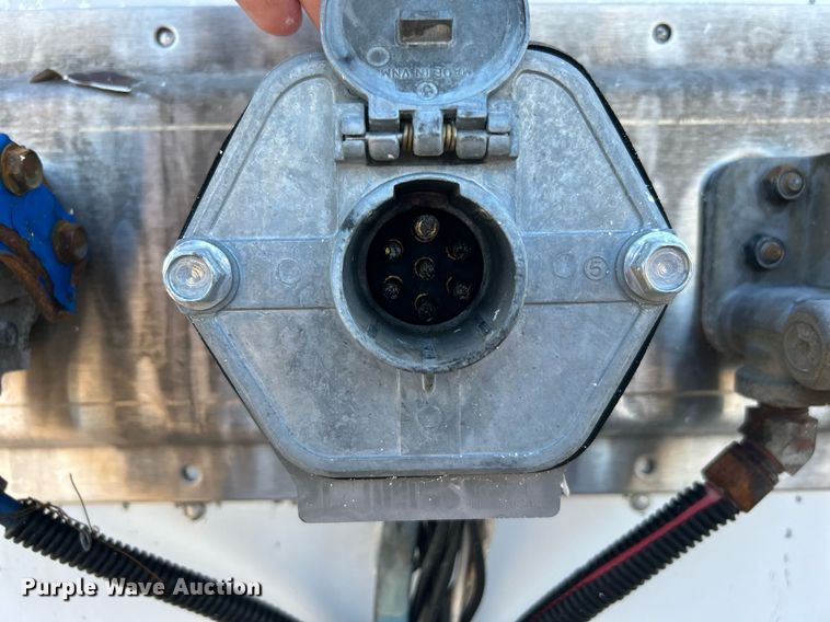 image for item KW9095 2013 Great Dane CSF-1214-20053  dry van trailer