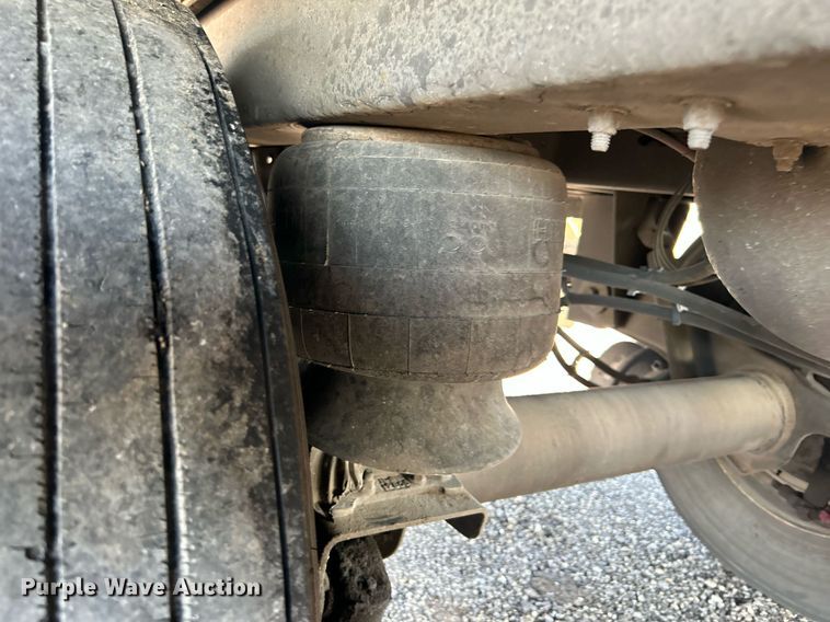 image for item KW9095 2013 Great Dane CSF-1214-20053  dry van trailer