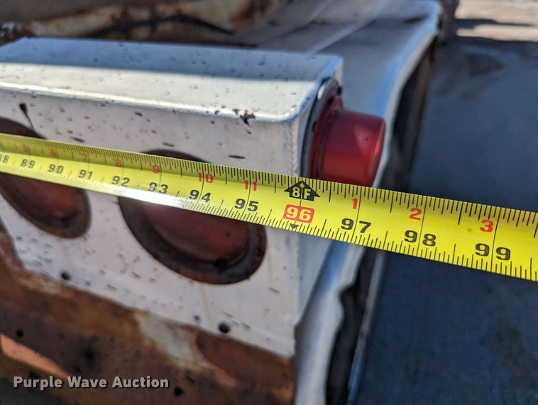 image for item LM9806 1974 Trailmobile T41I1CBF  tank trailer