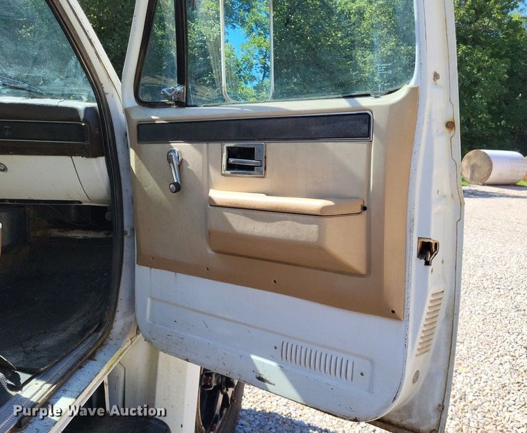 image for item LS9682 1984  Chevrolet C70  fuel truck