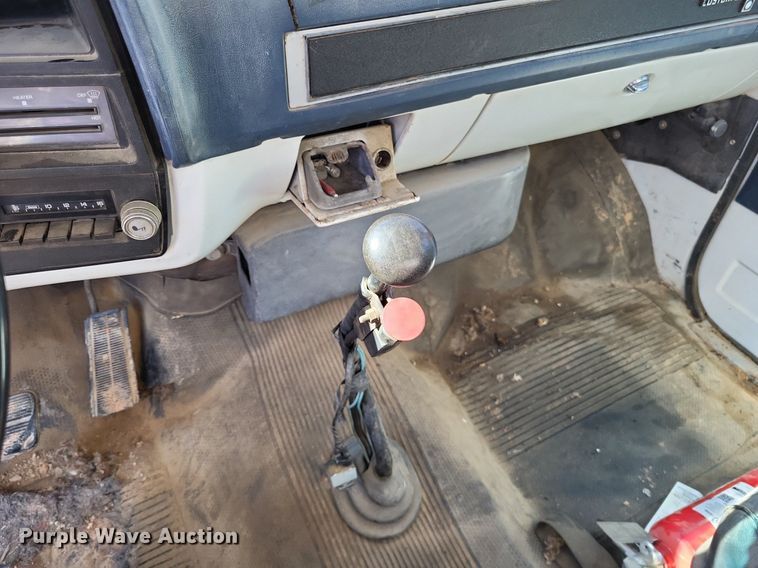 image for item LS9683 1988  Chevrolet C60  fuel truck