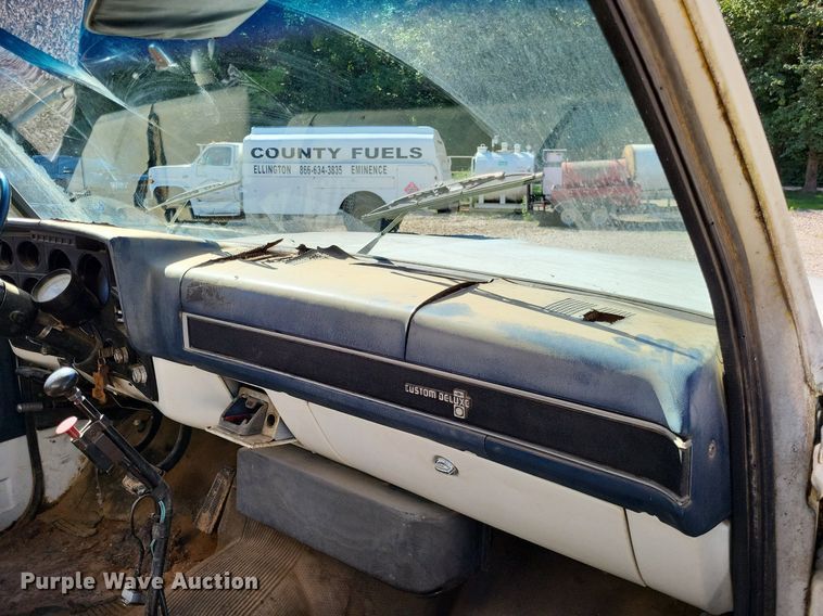 image for item LS9683 1988  Chevrolet C60  fuel truck