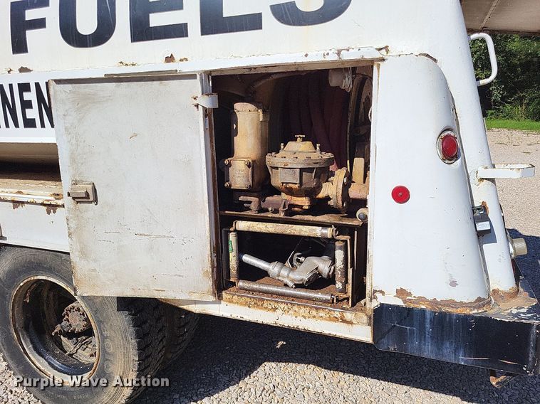 image for item LS9683 1988  Chevrolet C60  fuel truck