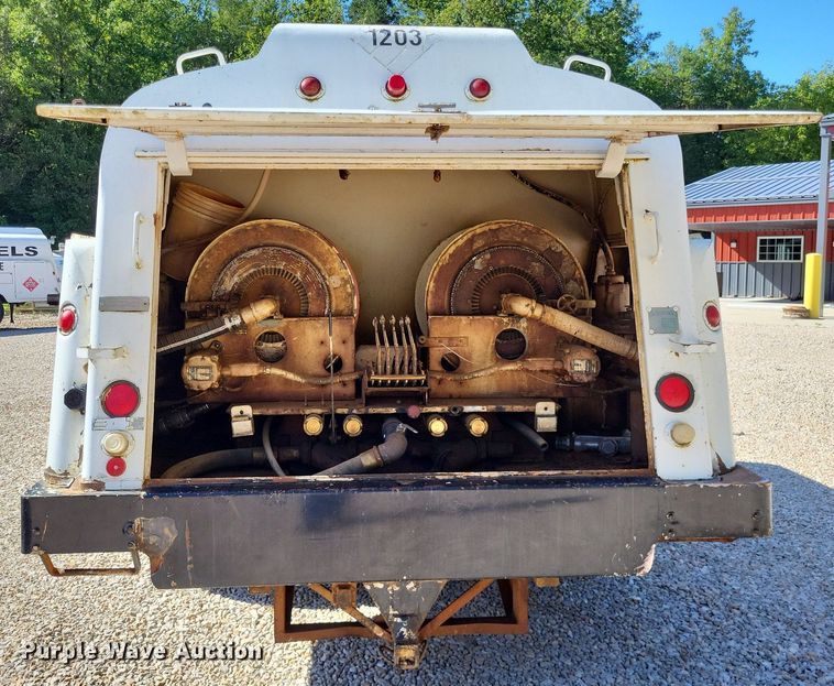 image for item LS9683 1988  Chevrolet C60  fuel truck