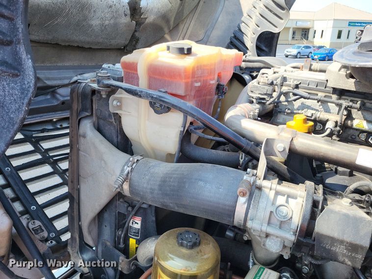 image for item LS9684 2016 Freightliner Cascadia Evolution  semi truck