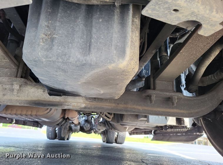 image for item LS9684 2016 Freightliner Cascadia Evolution  semi truck