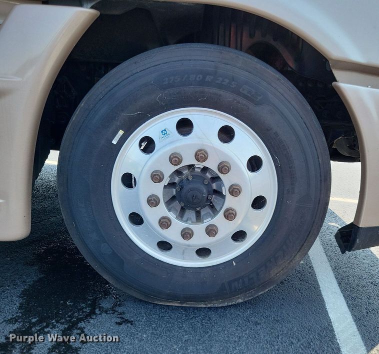 image for item LS9684 2016 Freightliner Cascadia Evolution  semi truck