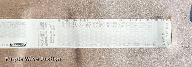 image for item LS9684 2016 Freightliner Cascadia Evolution  semi truck