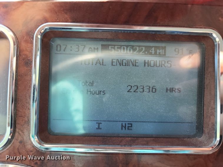 image for item LS9687 2014 Mack CXU  semi truck